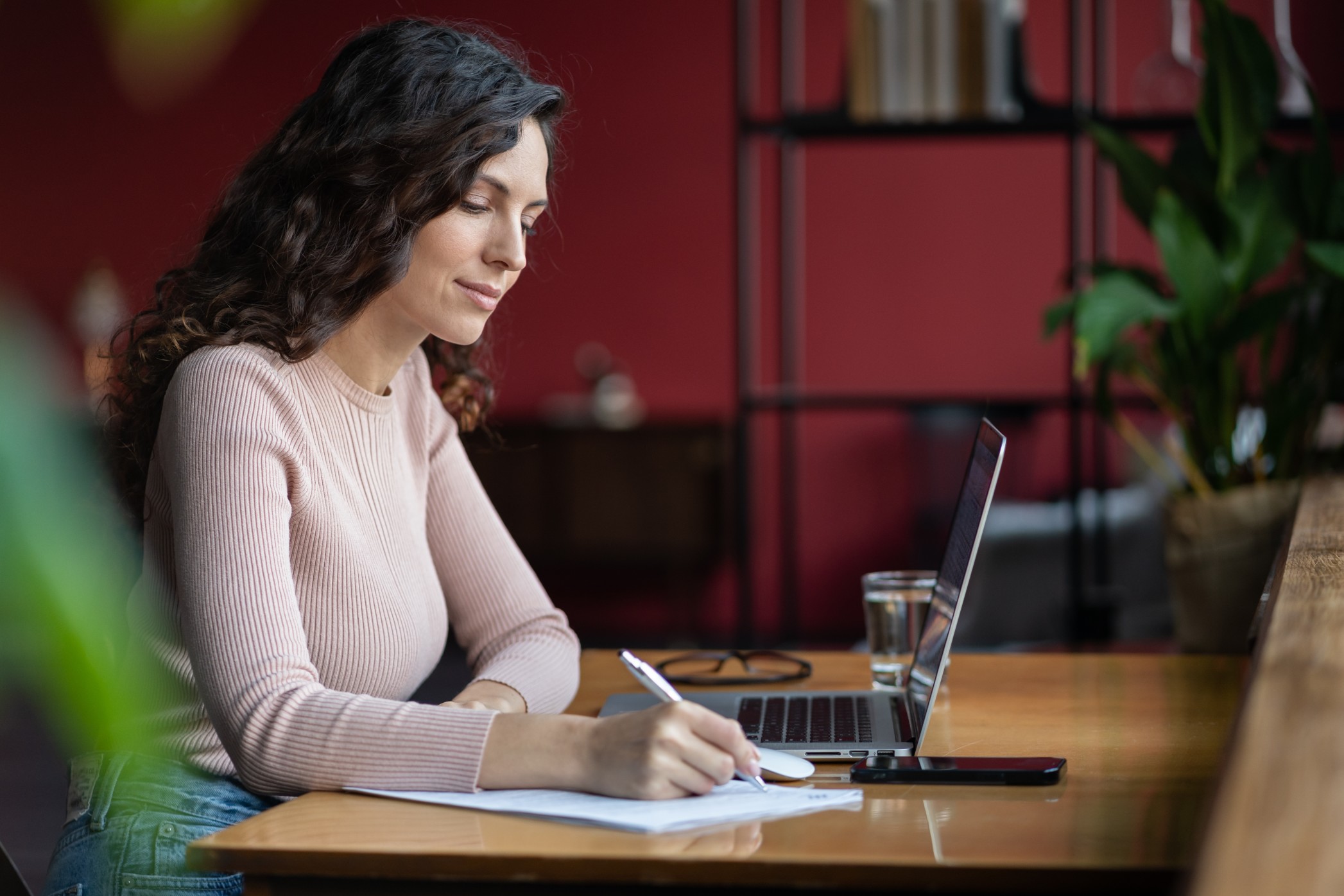 How to Generate Real Estate Leads with Facebook Marketing and AI